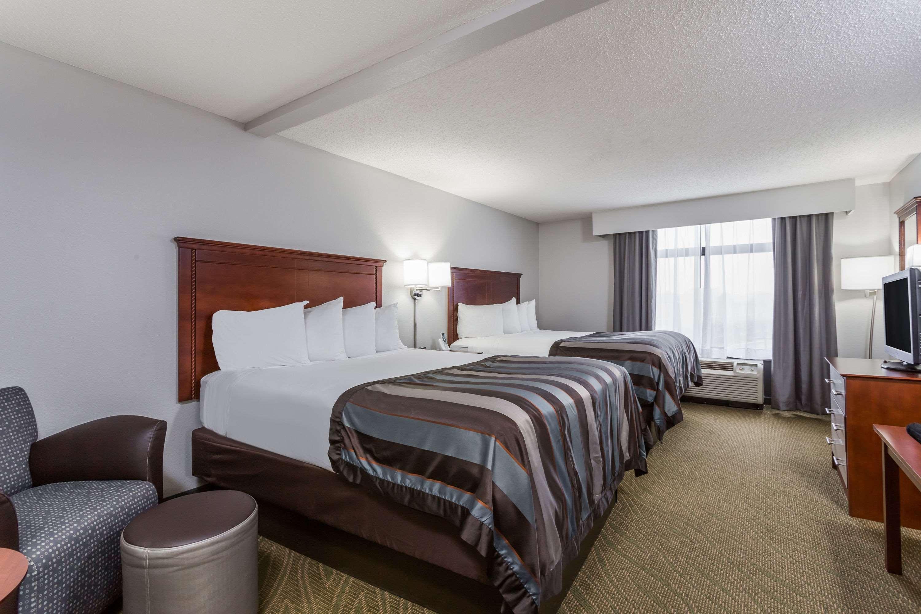 Hotel Wingate By Wyndham Chesapeake Extérieur photo