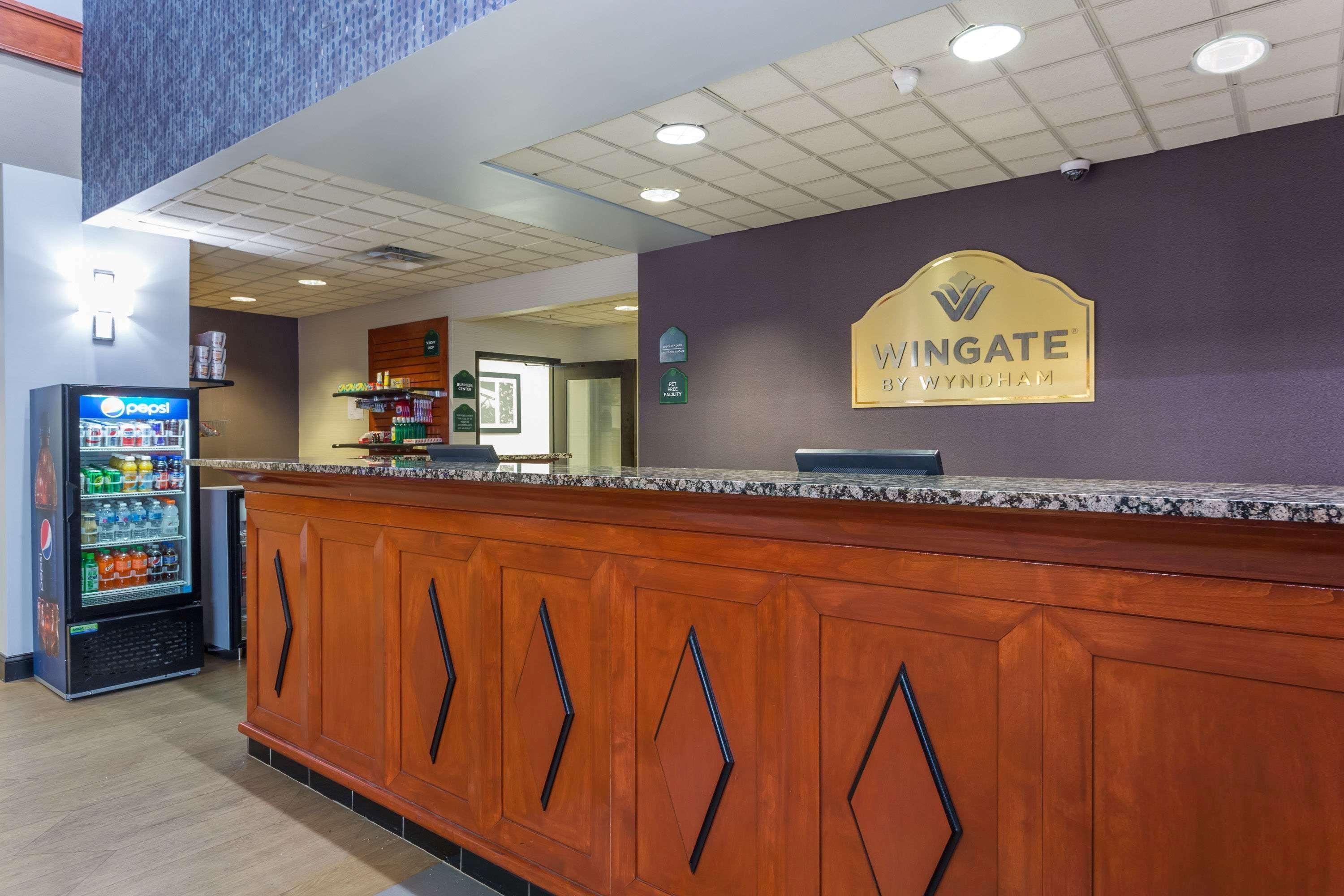 Hotel Wingate By Wyndham Chesapeake Extérieur photo