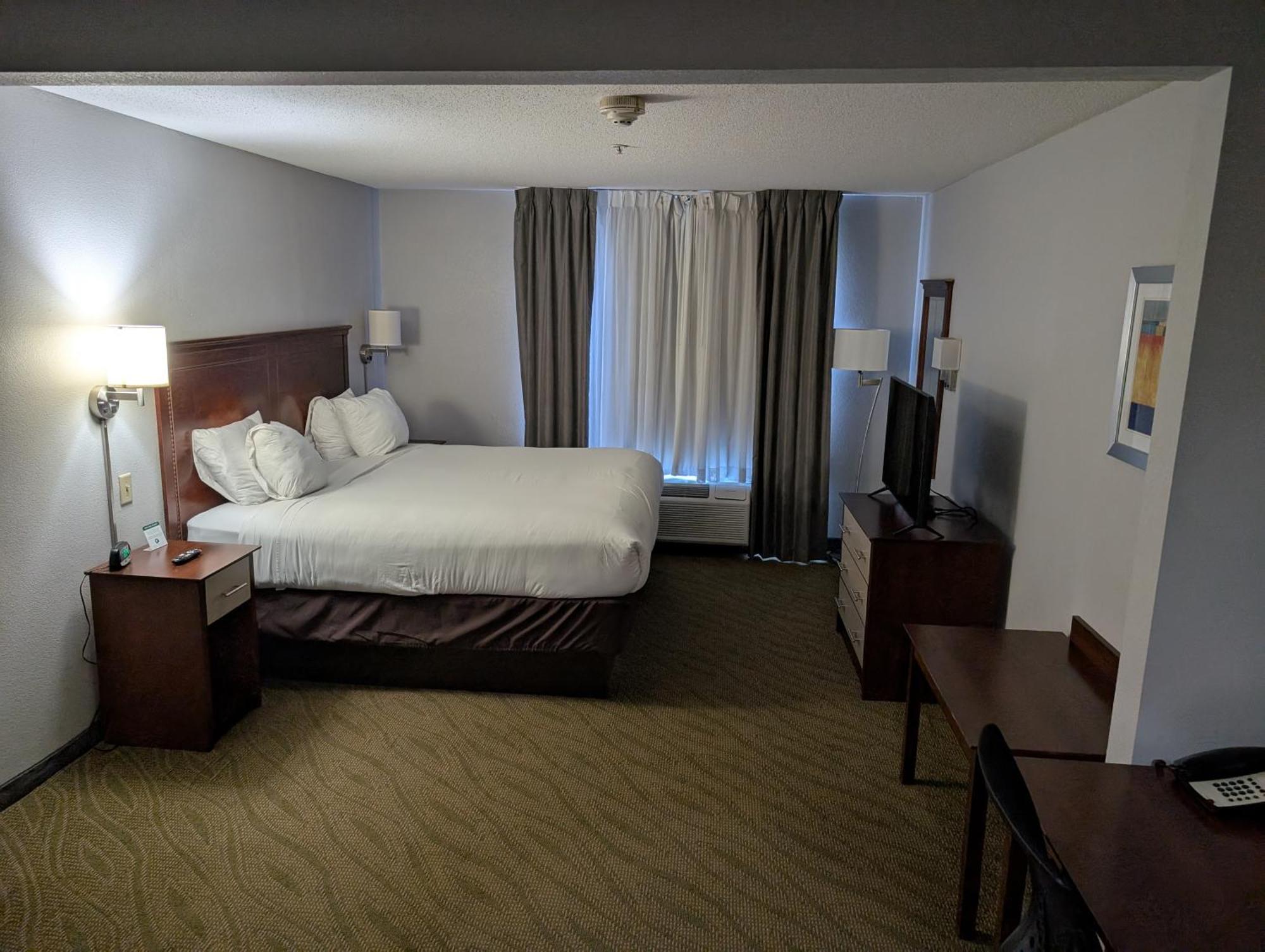 Hotel Wingate By Wyndham Chesapeake Extérieur photo