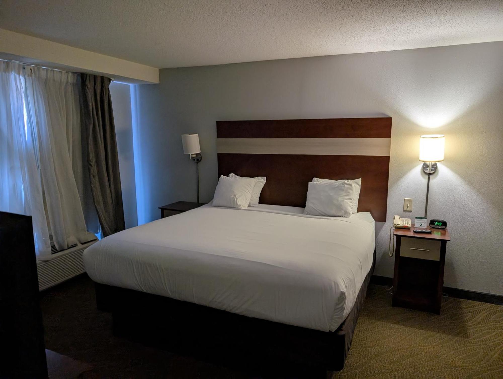Hotel Wingate By Wyndham Chesapeake Extérieur photo