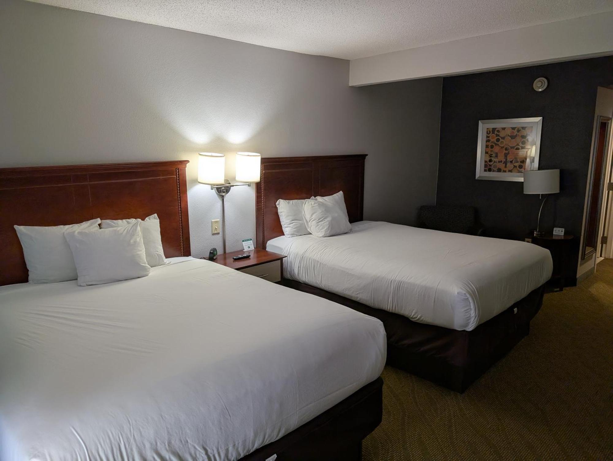 Hotel Wingate By Wyndham Chesapeake Extérieur photo